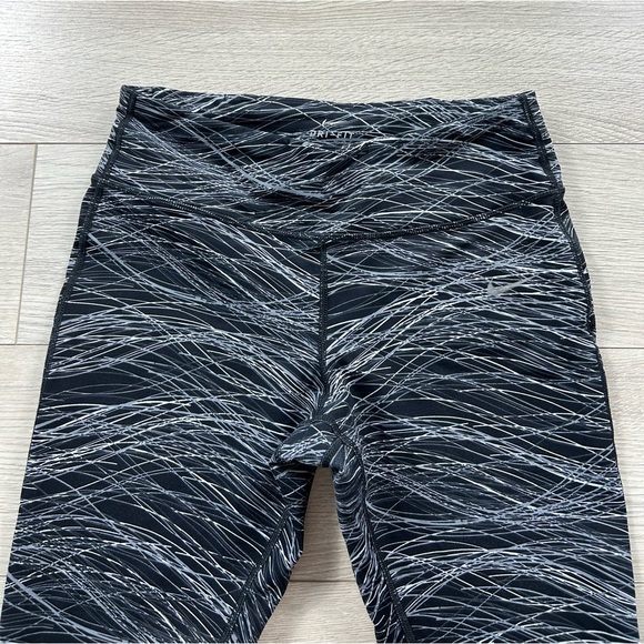 Nike Epic Power Printed Run Leggings - Picture 4 of 16